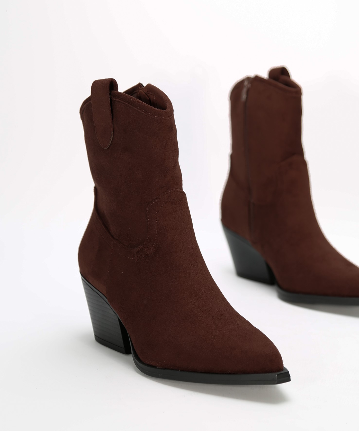 Botines cowboy marrones image number null